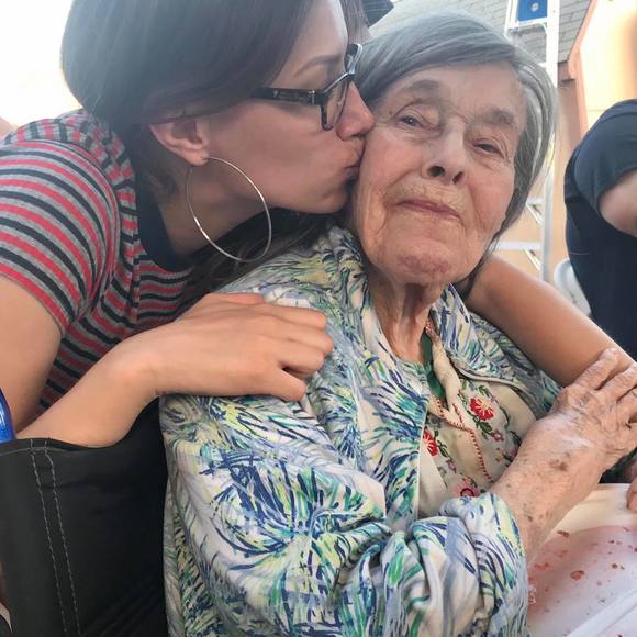 Meet your Posher, Lexi - Picture 1 of 1